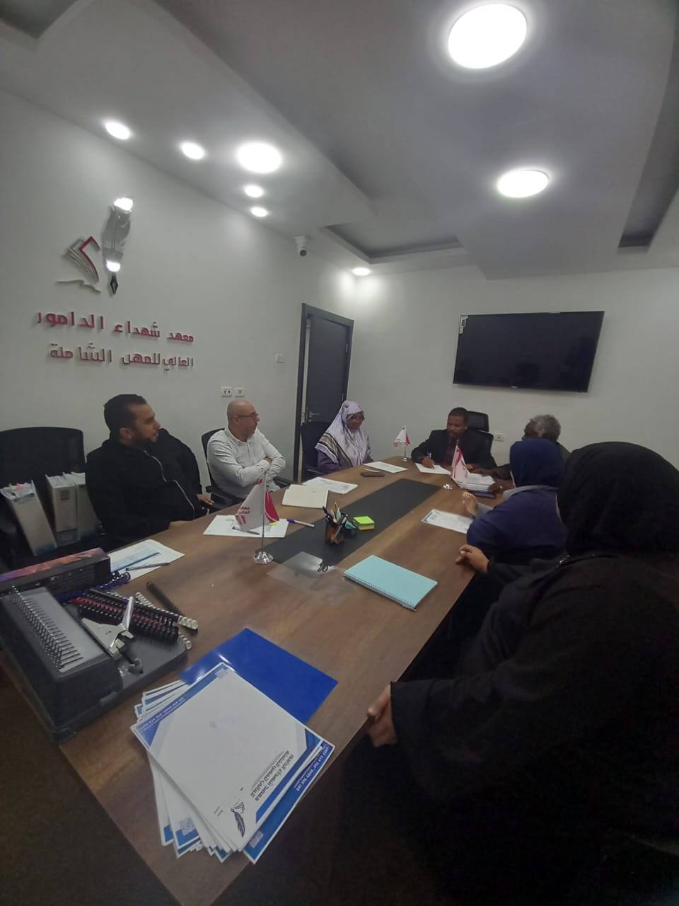 صورة من الاجتماع 2